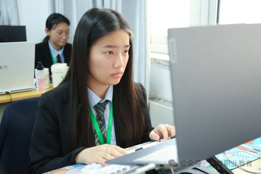 八維職業(yè)學(xué)校解鎖人工智能無限可能開啟人工智能精英成才之路