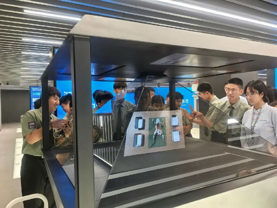 八維職業(yè)學校打造職場精英的孵化器開啟職場進階的黃金鑰匙