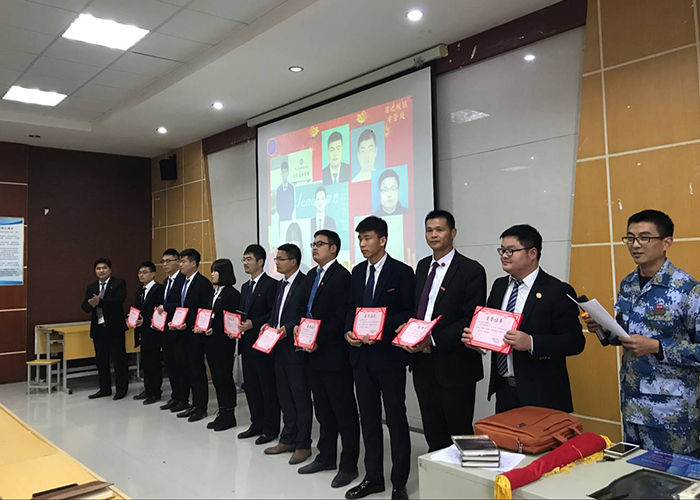 八維培訓(xùn)學(xué)校學(xué)子校園學(xué)習(xí)生活