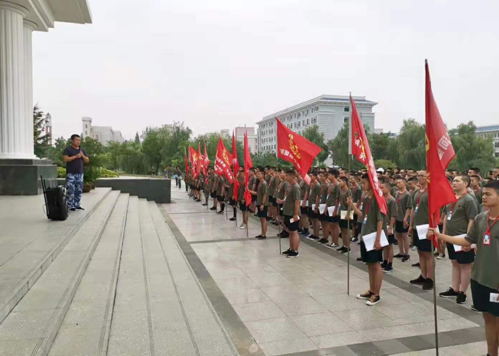 八維培訓(xùn)學(xué)校學(xué)子校園學(xué)習(xí)生活