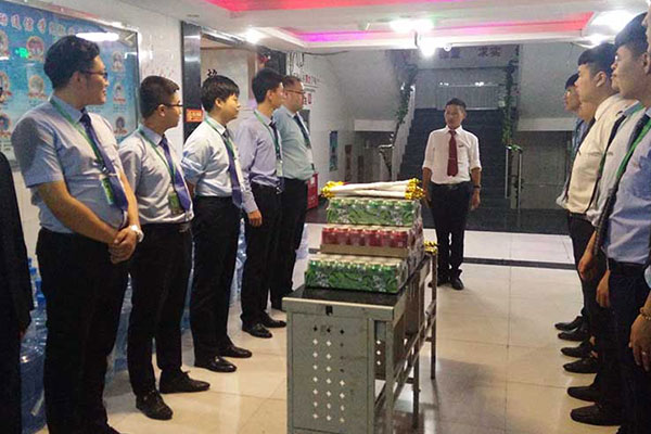 八維職業學校網絡工程專業學子學習生活風采